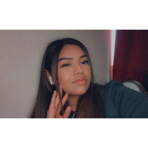 Meet your Posher, Delfina